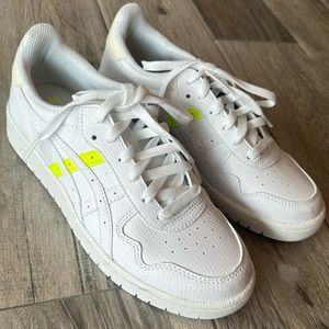 Brand new white ASICS Sportstyle low tops